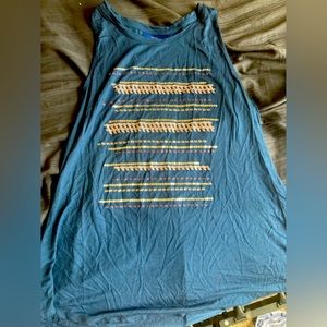 Size small. Tank top.